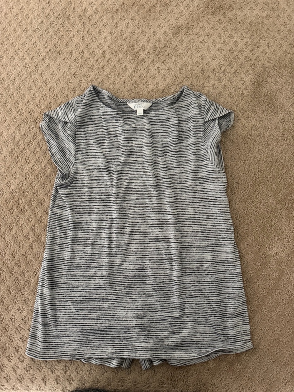 Market & Spruce Women's Short Sleeve Striped Tee - Gray & White